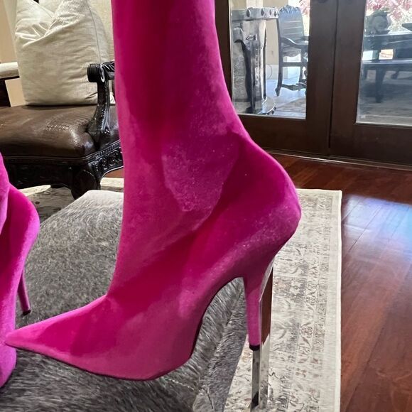 Balenciaga pink velvet booties - Picture 3 of 13